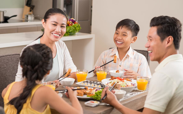 Làm gì để giữ bữa cơm gia đình truyền thống trong thời đại 4.0 | Organica
