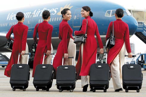 Tiếp viên Vietnam Airlines bị hạn chế mang vali