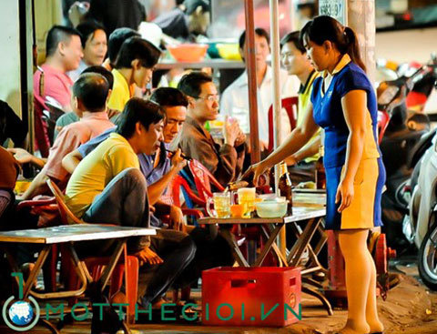 Tiếp thị bia và những cuộc gọi nổi da gà lúc 0 giờ