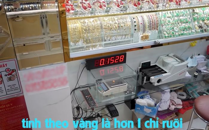 Ăn ốc cắn phải ngọc quý, một gia đình ở Vũng Tàu rao bán 8 tỷ đồng - Ảnh 2.