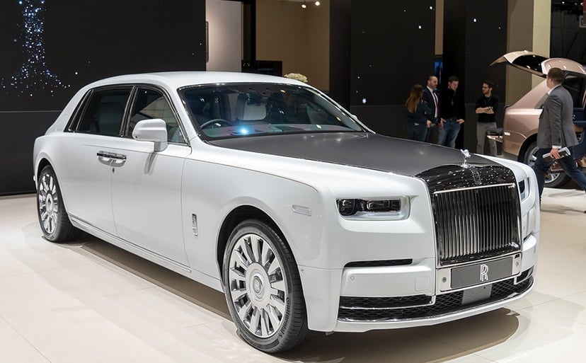 Rolls Royce thường có giá hàng chục tỷ đồng/xe.